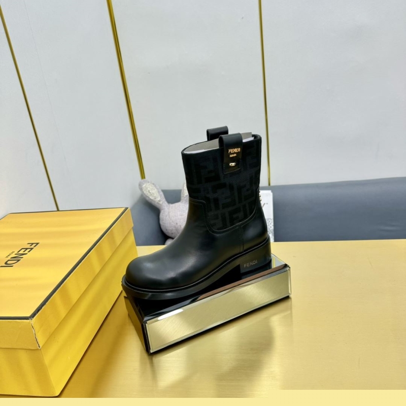 F**di boots